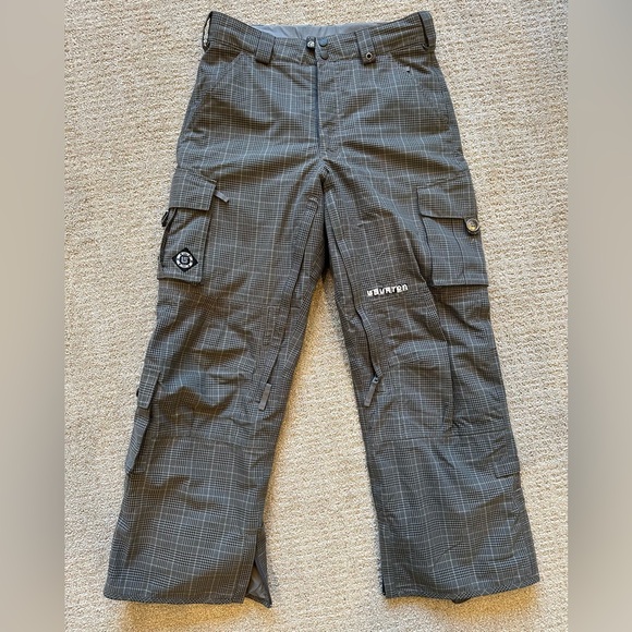 Burton Vintage Snowboard Pants Y2K Men’s Med Gray & Black Includes Board Shorts - Picture 8 of 16